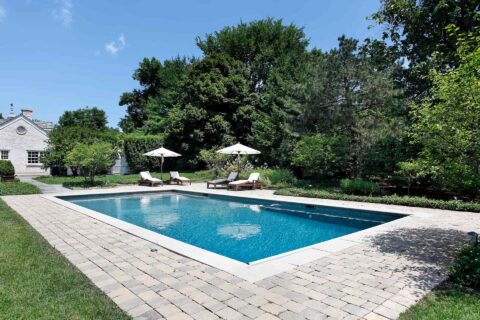 Local Outdoor Swimming Pool Contractors Greater London